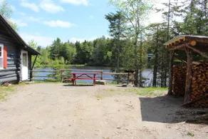 Cottage #4, Robinson's Cottages, Pet-friendly - Image 2