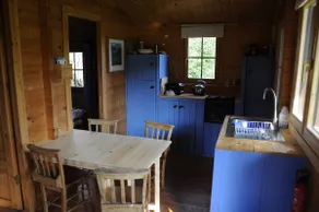 The Blues Hut - Image 5