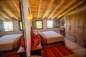 Charming house in Alajar - Image 2