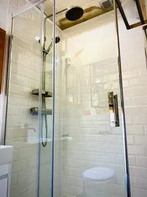 Fully equiped studio in Dommeldange free parking - Image 2