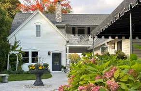 Heart of Downtown Charlevoix, luxury boutique, #3 - Image 4