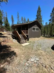 Trailhead Cabin - Image 5