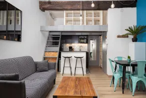 ★THE CHAPELLE DUPLEX★ Cool ★ Downtown ★ Balcony - Image 2