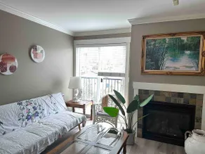 Luxurious King Bed Private Entrance In Ladner  - Image 2