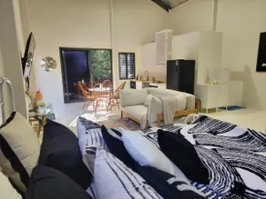 Luxury Rainforest Studio - Image 5