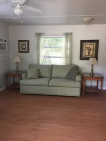 Rabbit Hollow Charming guest house in the country - Image 3
