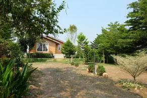 Wooden Cabin with Pool, Pranburi - Image 5