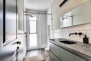 Zohara boutique suite - Image 2