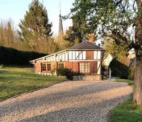 Cottage with stunning valley views + jacuzzi - Image 2