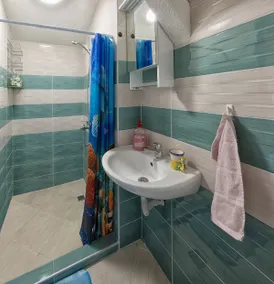 Convenient, Central Seaside Location! - Image 5