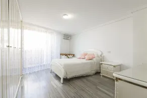 Beachfront penthouse - Image 4