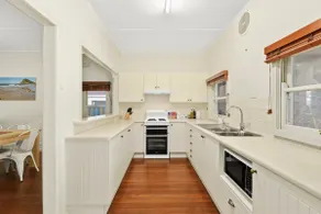 Prime Town Beach location. Family & pet friendly. - Image 3