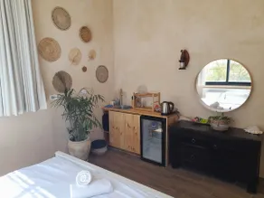 Sich Madbar Zogan Double Room - Image 5