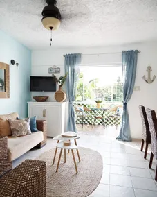 Charming 1bd in Holetown, across from beach - Image 5