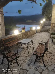 Georgia's Village House - Image 5