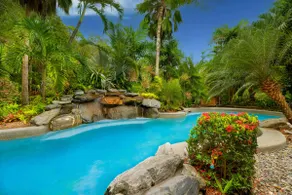 Tropical Paradise Luxury Home Kewarra Beach - Image 4