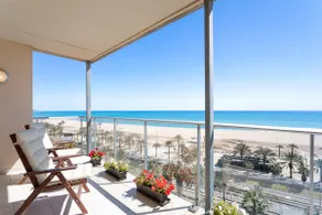 Visit Barcelona but .... stay at the beach !!! - Image 3