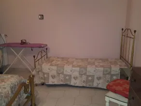 The house is in a quiet neighborhood - Image 3