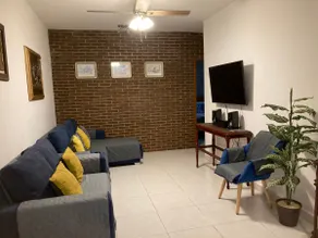 Spacious and comfortable, close to downtown and the pier - Image 2