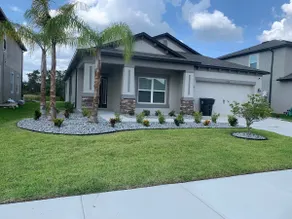 Spacious 4BR/2BA Riverview Home • Fast WiFi - Image 4