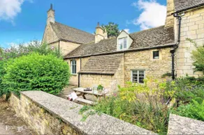 Churchyard Ketton stone cottage next to the pub - Image 4