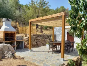 Cottage Can Rotes with garden and barbecue. - Image 5