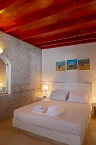 Lava Guesthouse I - Karterados village - Image 2