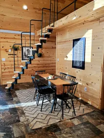 Custer Pine Palace - Image 4