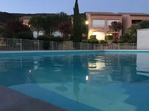 Two rooms, swimming pool, 1.5 km from St-Florent *** - Image 4