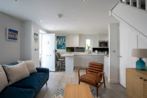 Luxury Beach Cottage on the fabulous Devon Coast - Image 2