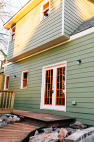 Charming First Floor Carriage House Apartment A - Image 5