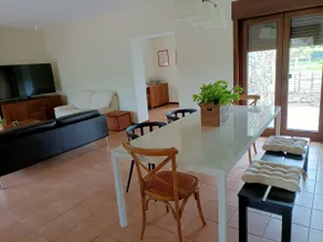 Cottage with pool near the beach - Image 3