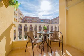 Apartment on San Julian - Image 4