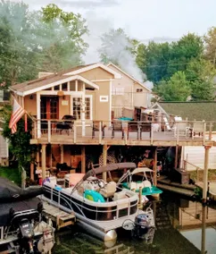 Water-Front/canal Key West Style Boathouse w/bikes - Image 3