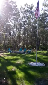 Quiet getaway in updated home in Fl state forest - Image 2