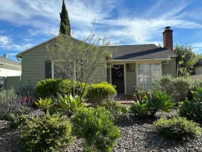 Home away from home in trendy Cal Heights - Image 2