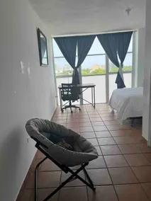 Lovely 1 -bedroom apartment with parking - Image 4