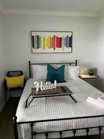New Decor! Cozy Modern Renovated Private Suite! - Image 5