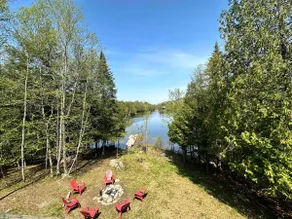 Lakefront Cottage near Tremblant with Hot Tub - Image 5