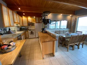 Beachfront Home with Sound View on Camano Island - Image 5