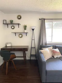 2 Bedroom Home by Fresno Airport - Image 3