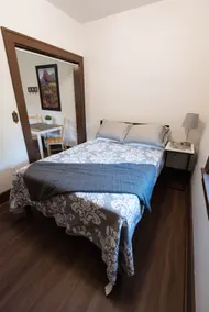 Clean and Comfortable Midland Apartment - Image 2