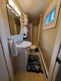 Large Upper 1 bedroom apartment, pet friendly - Image 5