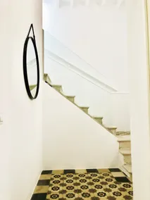Charming apartment in the historic center - Image 3