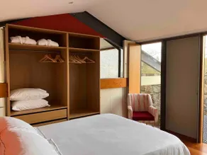 The cozy little house. - Image 3