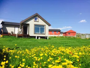 Arctic house by the sea, Vadsø, Varanger - Image 2