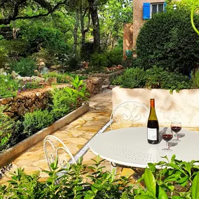 ST TROPEZ, Garden Room - Image 4