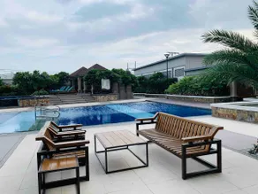 Luxurious 2BR w/ AC in Living Room | Morato Area - Image 5