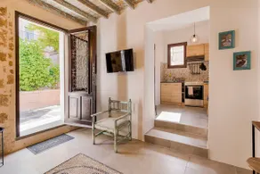 Chrysi's Traditional House in The heart of Rhodes - Image 3