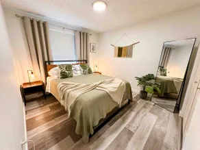 The Garden duplex unit - Image 2
